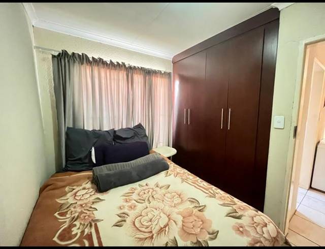 2 BEDROOM HOUSE FOR SALE IN SOSHANGUVE VV